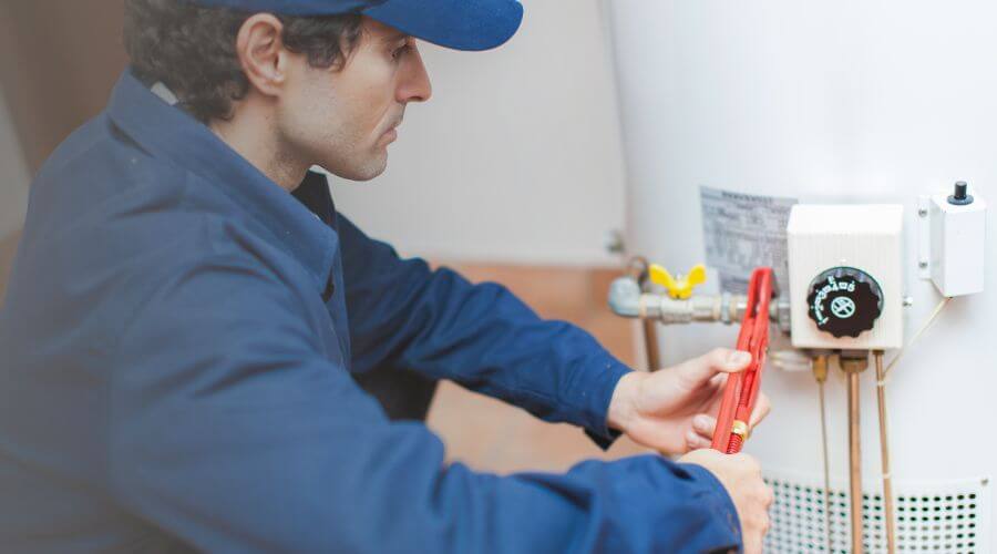 Expert burst pipe repair services in Montezuma, IN